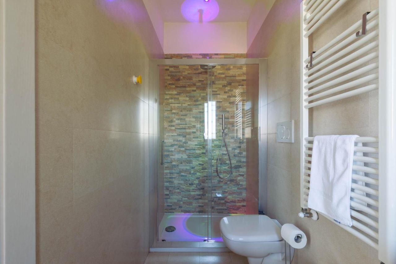 شقة Casa Torre Di Specchio 2 Con Piscina باري المظهر الخارجي الصورة